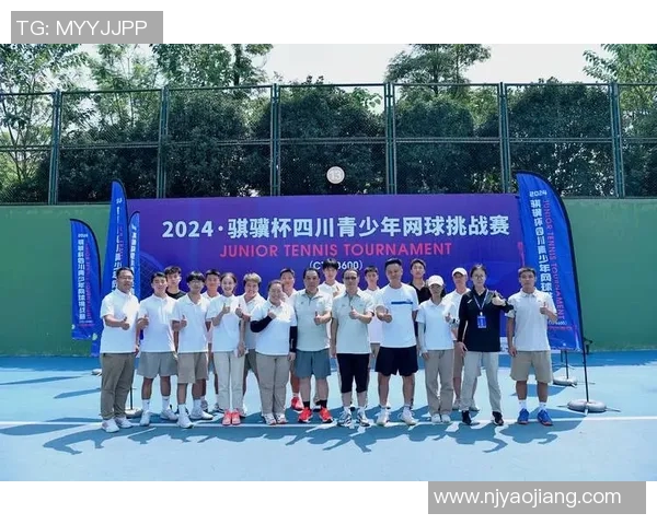 成都网球队积分榜领先72分展现强劲实力引关注 成都网球队积分榜领先72分展现强劲实力引关注