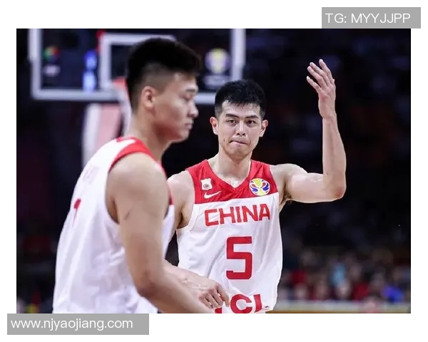 成都篮球队在世界杯积分榜上以88分稳居第一名展现强大实力 成都篮球队在世界杯积分榜上以88分稳居第一名展现强大实力